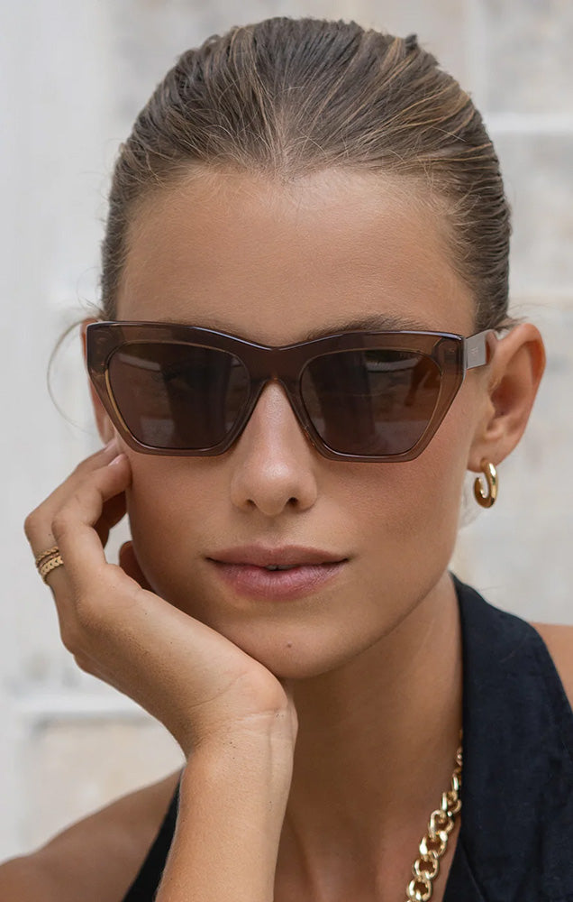 FREYRS GIA SUNGLASSES IN BROWN
