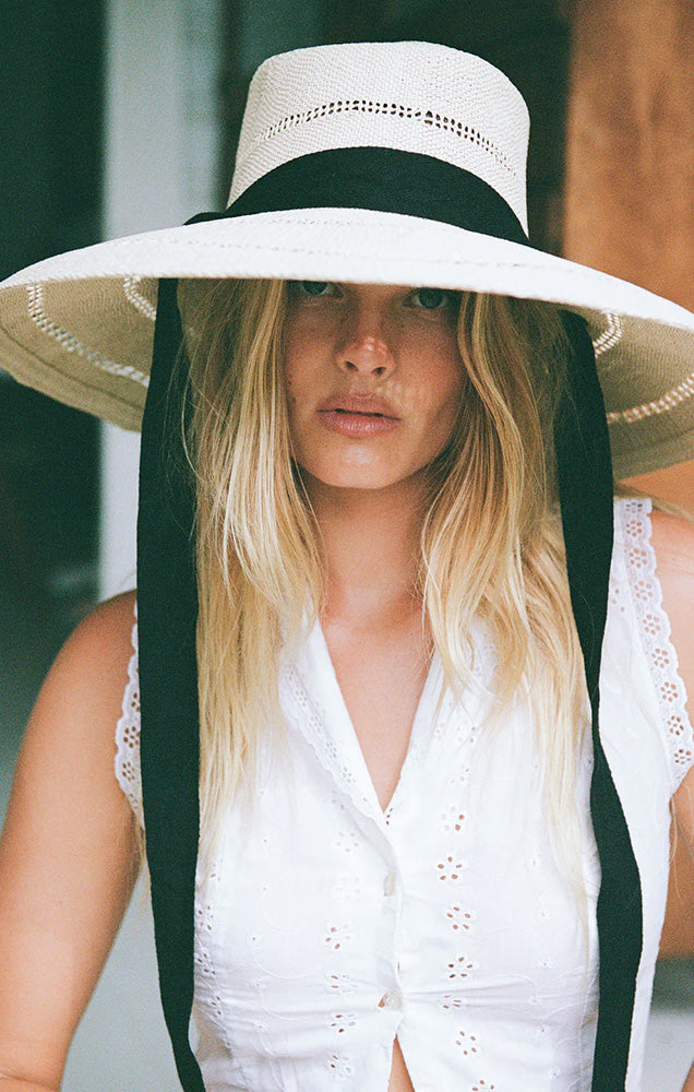 LACK OF COLOR PALOMA SUN HAT