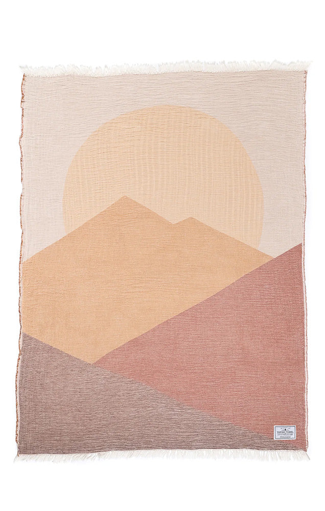 THE MEANDER MUSLIN THROW