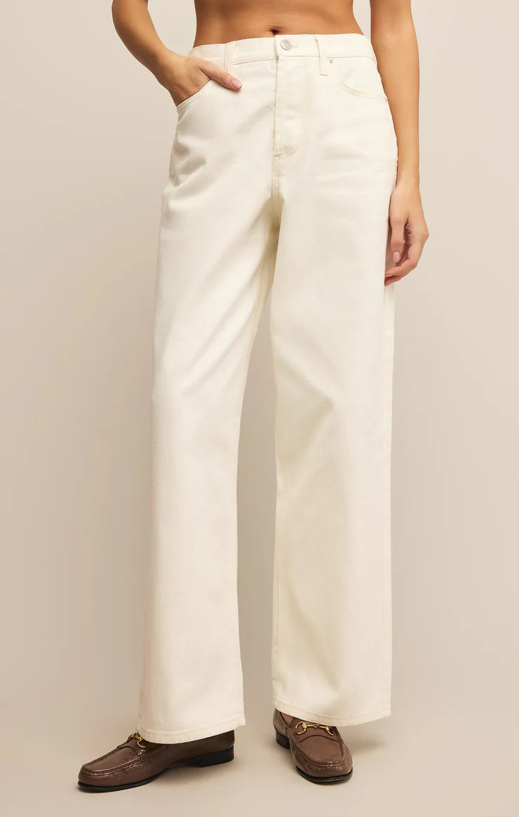 Z SUPPLY LOU DENIM PANT IN OFF WHITE