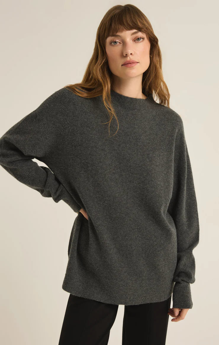 Z SUPPLY GIA CREW NECK SWEATER IN CHARCOAL HEATHER