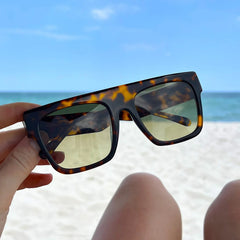 FREYRS MADISON SUNGLASSES IN TORTOISE/GREEN