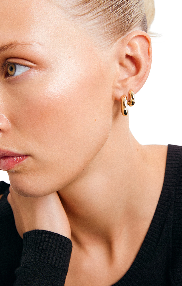 AICA SMALL RECYCLED CHUNKY HOOP EARRINGS 22MM IN GOLD