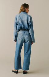 BNA Soft Curve Barrel Jeans in Sadie