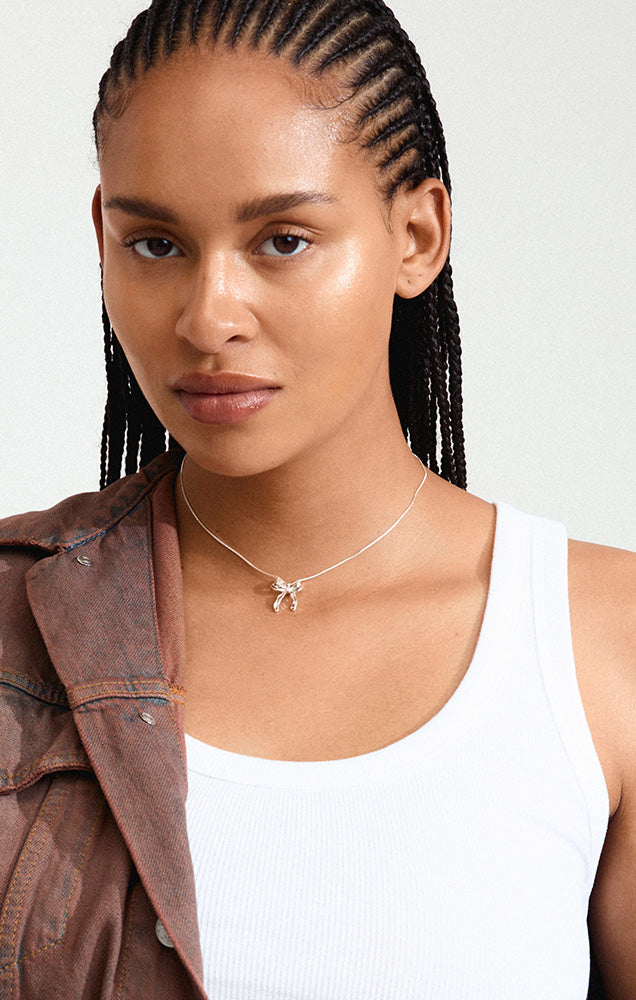 PILGRIM CASSIAN RECYCLED BOW PENDANT NECKLACE IN SILVER