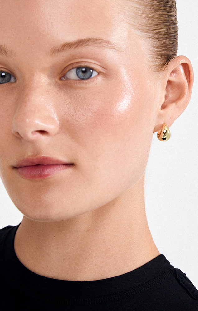 ALEXANE RECYCLED MINI TEARDROP EARRINGS IN GOLD