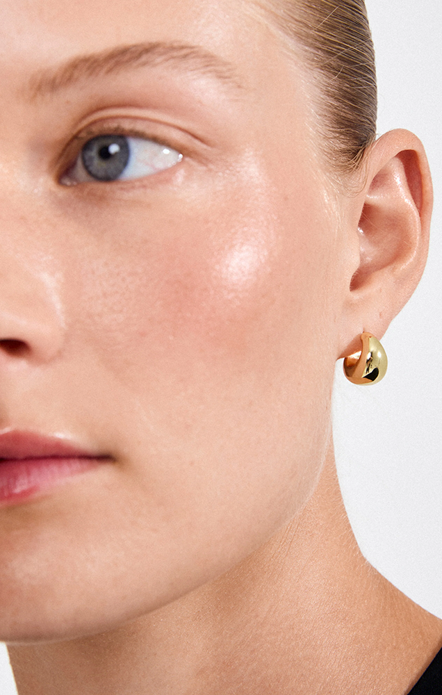 ALEXANE RECYCLED MINI TEARDROP EARRINGS IN GOLD