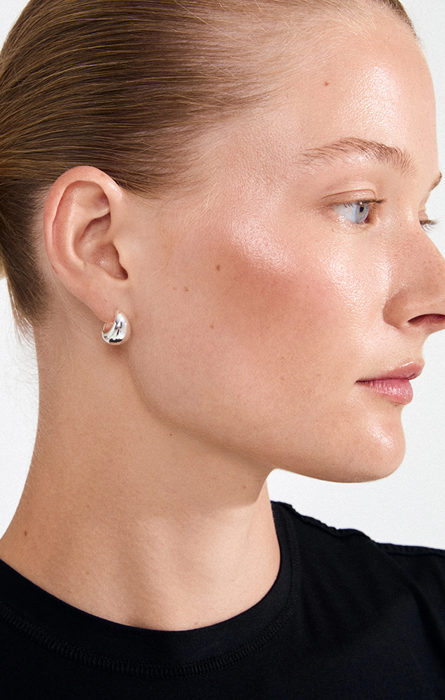 ALEXANE RECYCLED MINI TEARDROP EARRINGS IN SILVER
