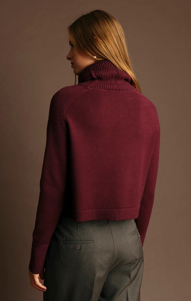PUGLIESE TURTLENECK SWEATER IN WINE