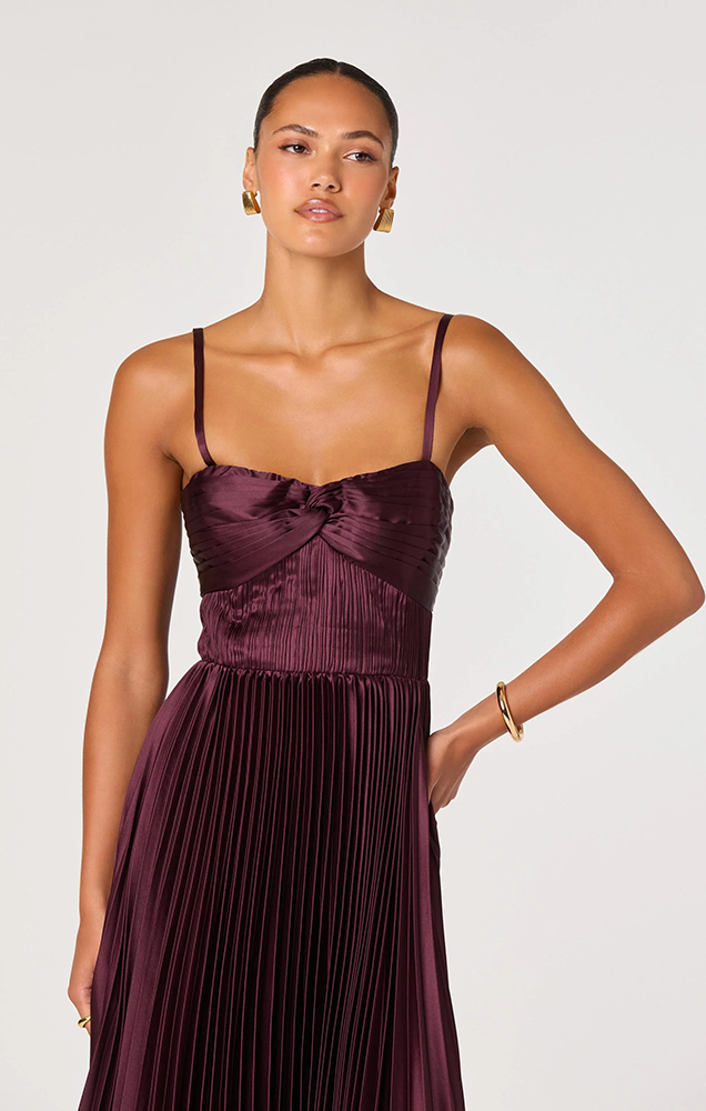 ASCELLA SWEETHEART PLEATED MIDI DRESS