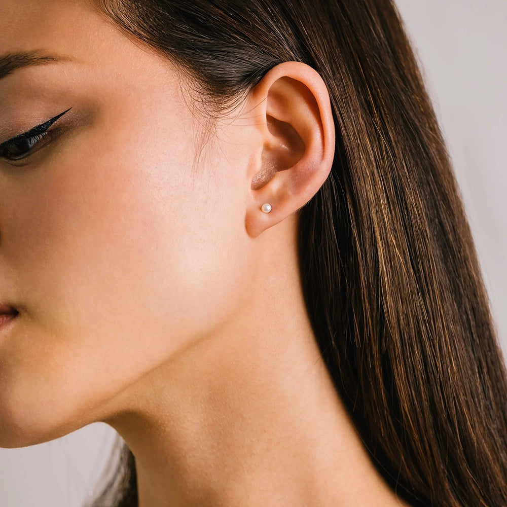 AMARI PEARL STUD EARRINGS