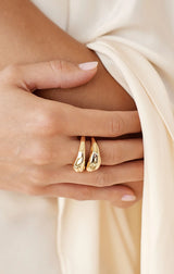 Modern Flow Ring