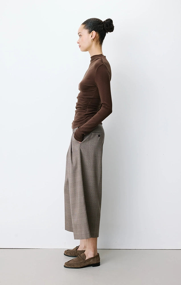 Aurygny Long-Sleeve Asymmetric Draped Top