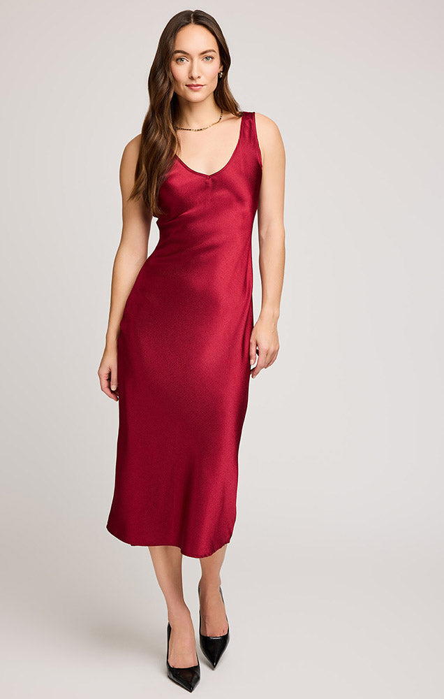 ASTRA SATIN DRESS IN CRIMSON