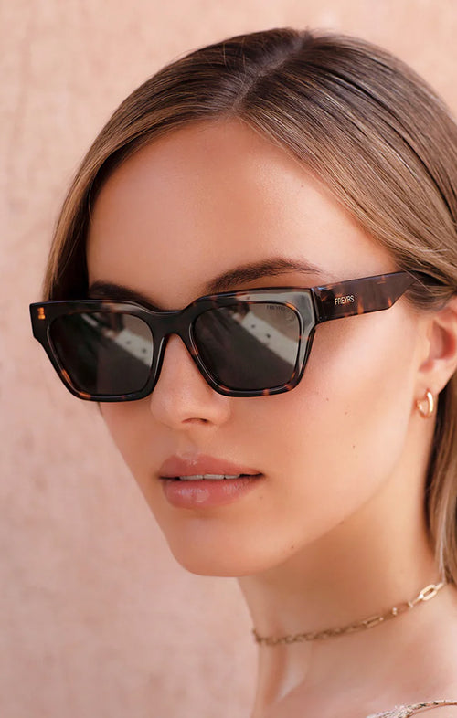 FREYRS HAYDEN SUNGLASSES IN BROWN TORTOISE