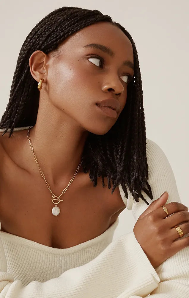 ICONIC EARRINGS IN GOLD