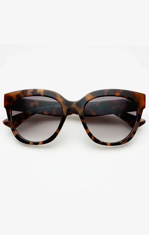 FREYRS JANE SUNGLASSES IN TORTOISE