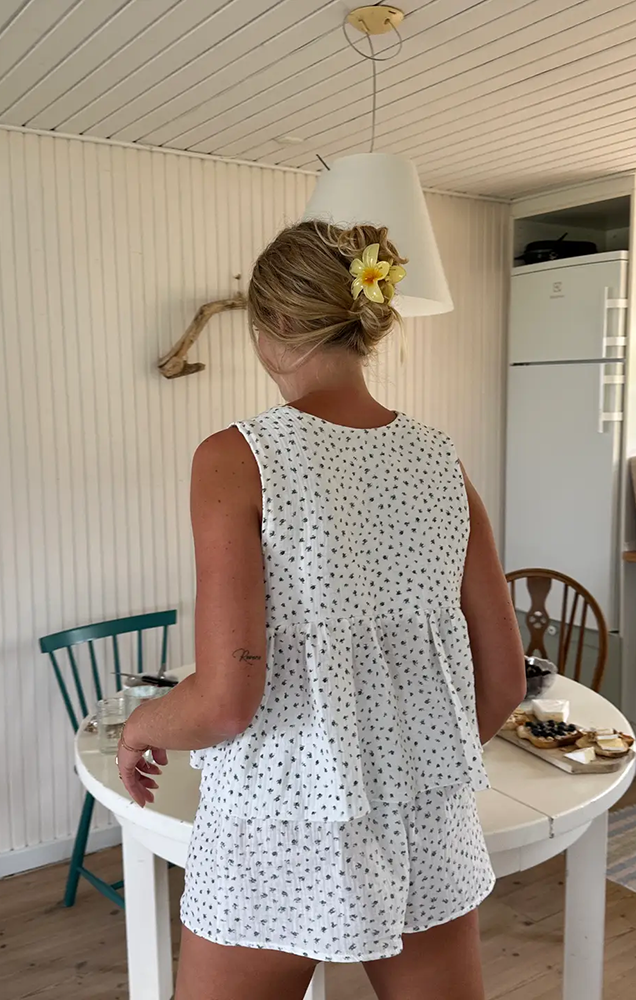 LUCIE SHORTS