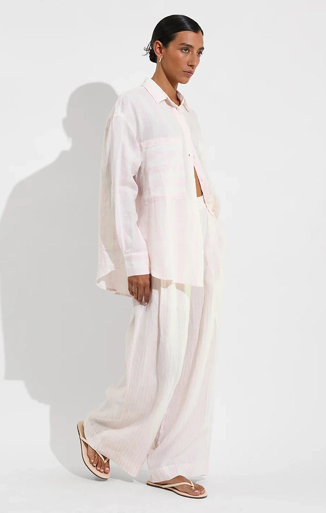 GETAWAY BUTTON DOWN IN POOLSIDE STRIPE