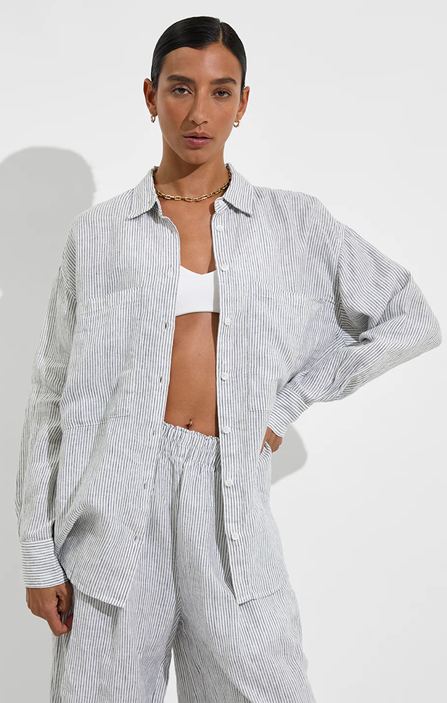 GETAWAY BUTTON DOWN