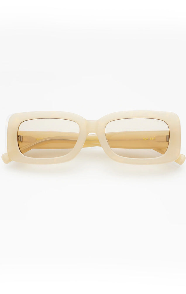 NOA SUNGLASSES IN TAN