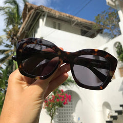 FREYRS PAULINA SUNGLASSES IN TORTOISE