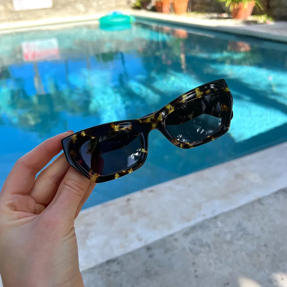 SELINA SUNGLASSES IN TORTOISE