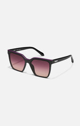 Level Up Sunglasses in Black/Iris Doe