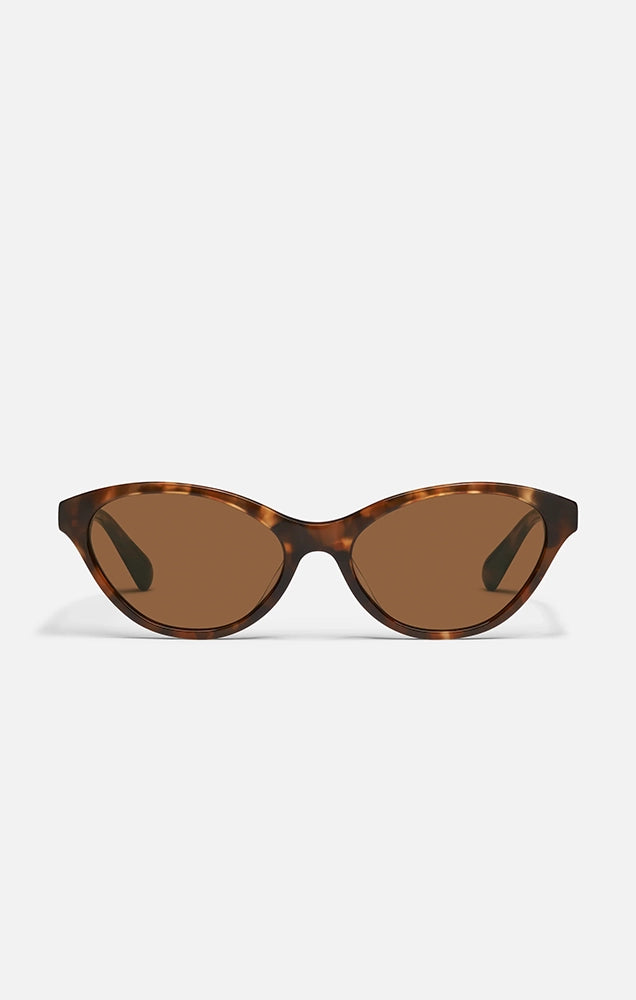 Talk Nice Sunglasses in Amber Tort/Brown