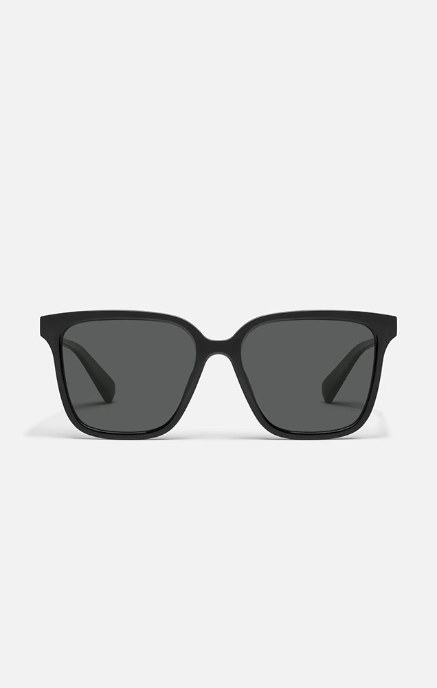 Try Me Sunglasses in Black/Smoke Polarized