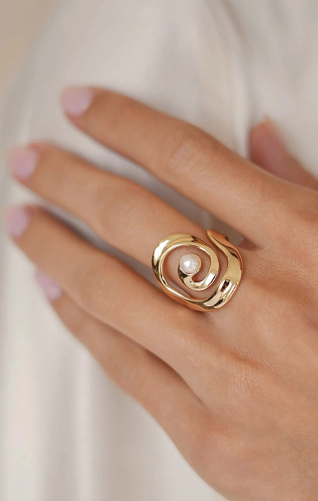 Aura Swirl Ring