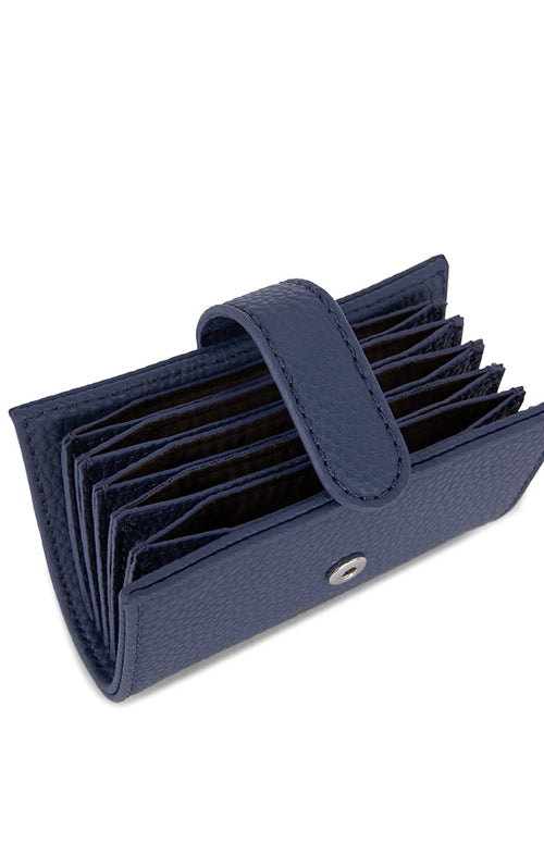 MATT & NAT VEGAN ACCORDIAN CARDHOLDER IN BLUEBERRY