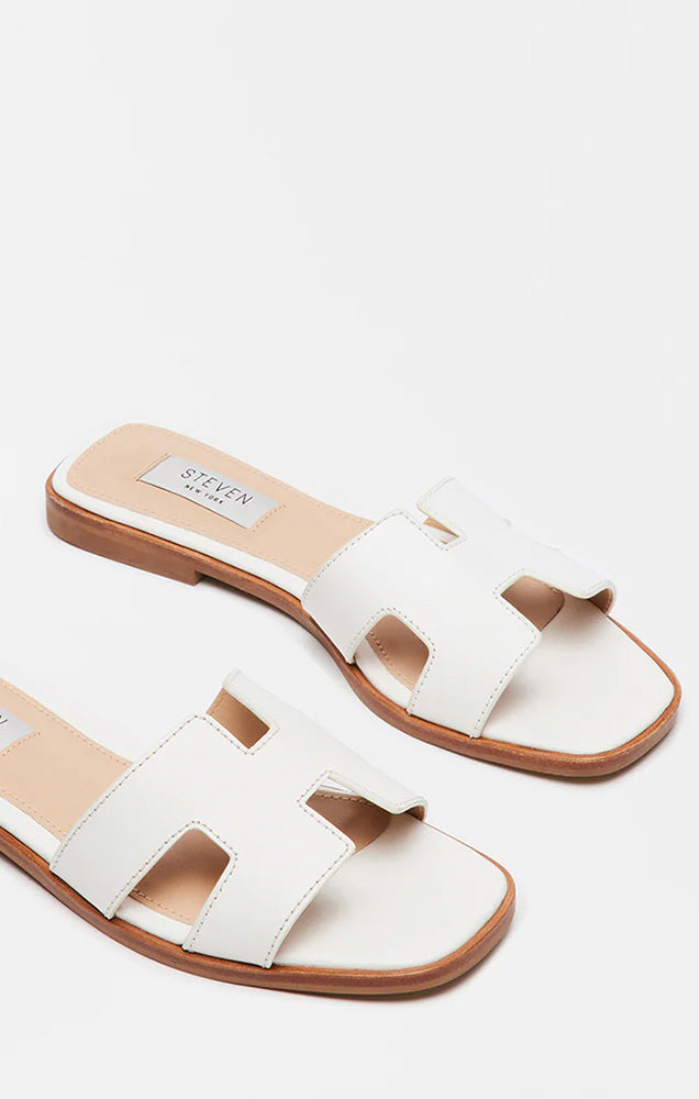 STEVE MADDEN HADYN SANDAL IN WHITE NEEDS WANTS