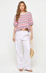 SUNCHASER TOP IN SAND IN HAND