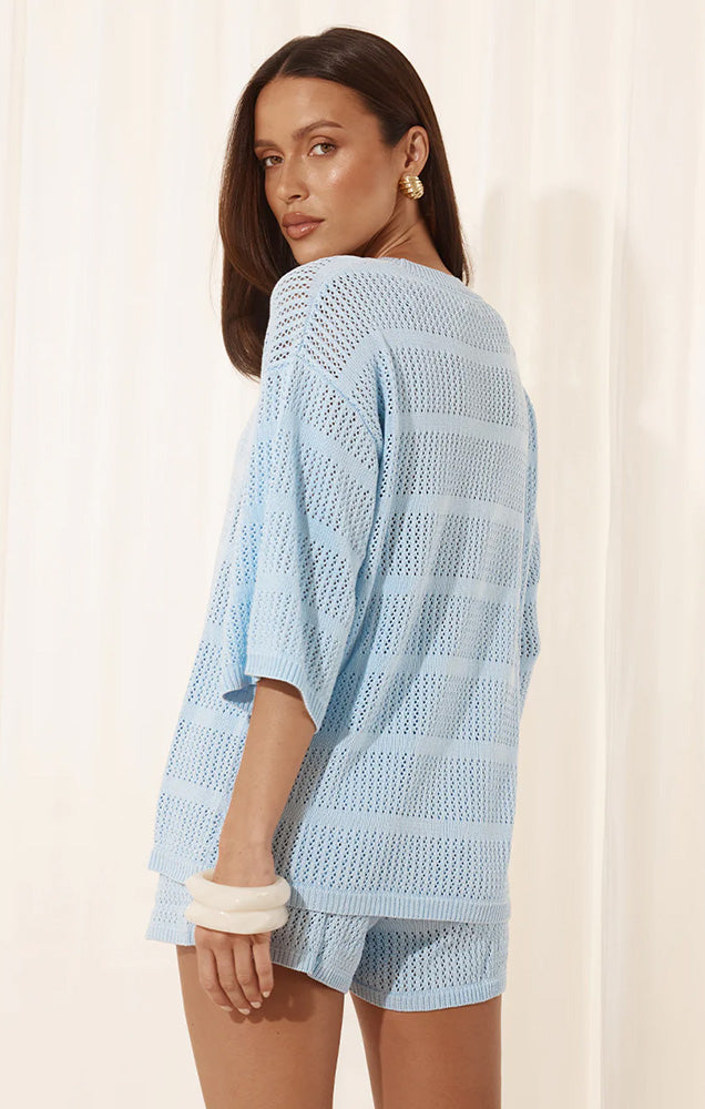 SAMIA TOP IN SKY BLUE