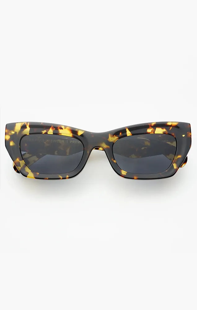 SELINA SUNGLASSES IN TORTOISE