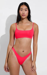 POOL DAYS TOP IN RESCUE
