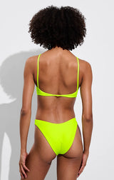 WEAR TO BOTTOM IN TOURIST