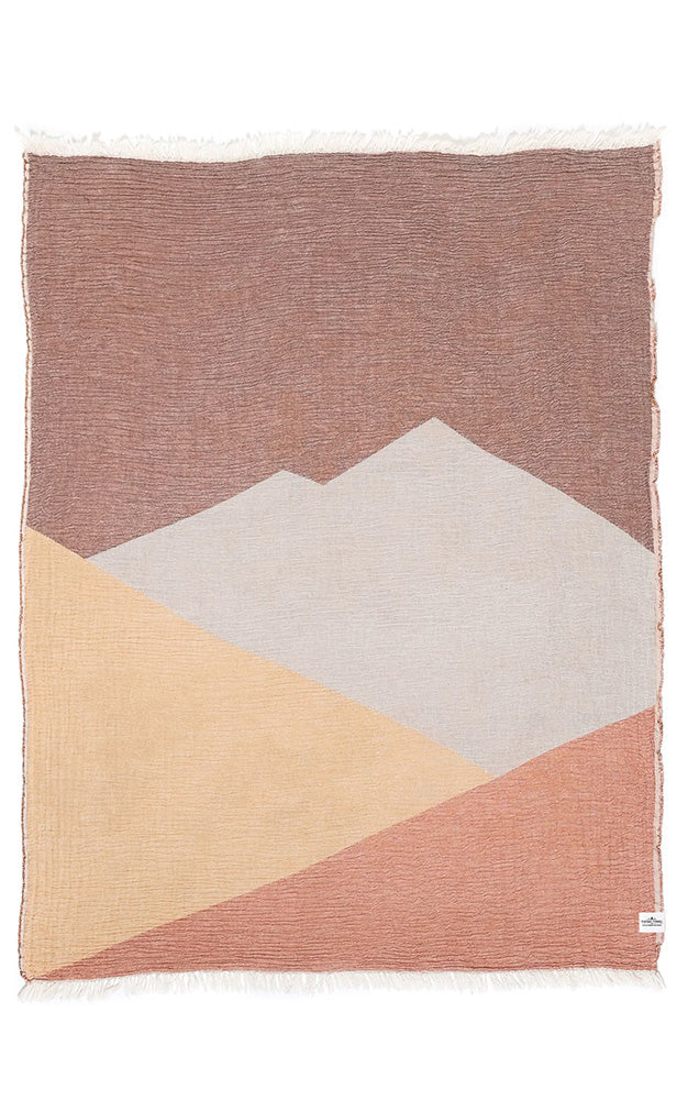 THE MEANDER MUSLIN THROW