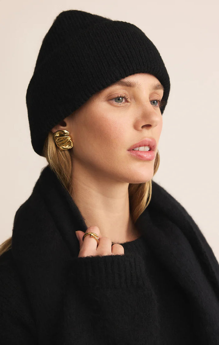 GLACIER LUXE BEANIE IN BLACK