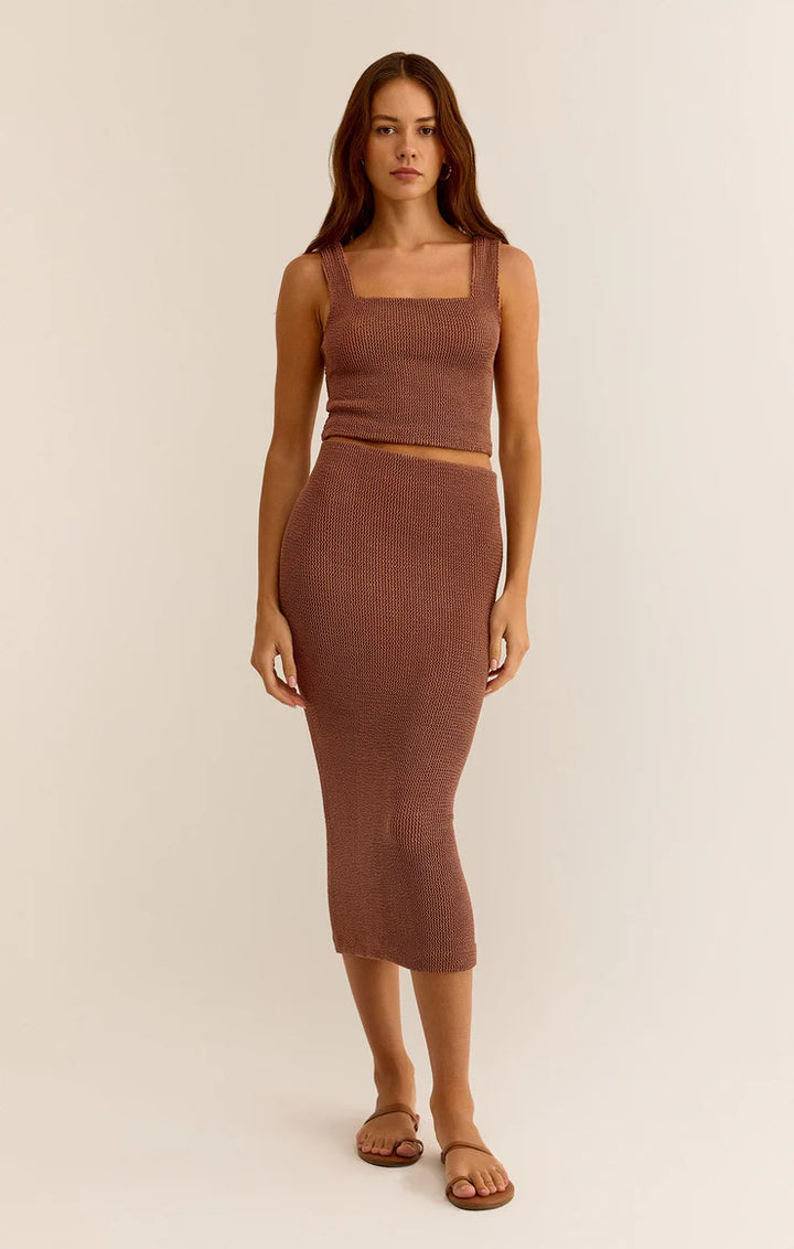 AVEEN CRINKLE STRETCH KNIT MIDI SKIRT IN BRONZER