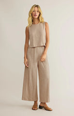 Z SUPPLY SLOANE TEXTURED SLUB TOP IN PARCHMENT