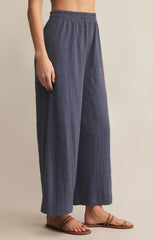 Z SUPPLY SCOUT TEXTURED SLUB PANT IN WORN BLUE