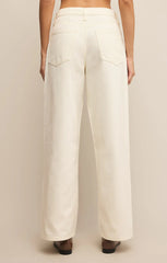 Z SUPPLY LOU DENIM PANT IN OFF WHITE