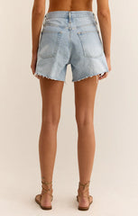 Z SUPPLY EVERYDAY HI-RISE DENIM SHORT IN SUN BLEACHED INDIGO