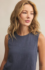 Z SUPPLY SLOANE TEXTURED SLUB TOP IN WORN BLUE