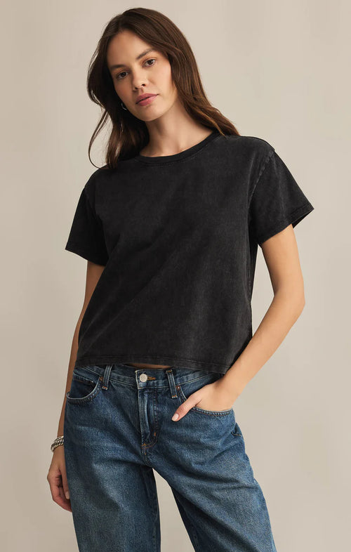Z SUPPLY GO TO WASHED TEE IN BLACK