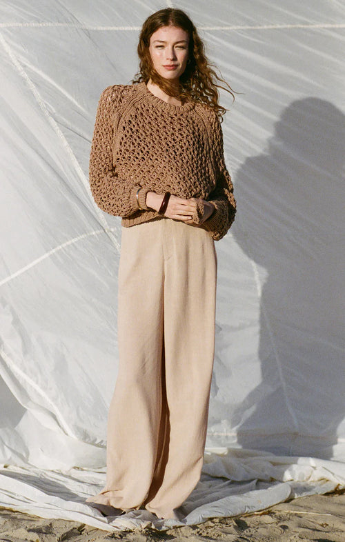 Z SUPPLY CASSIAN SWEATER IN BURRO