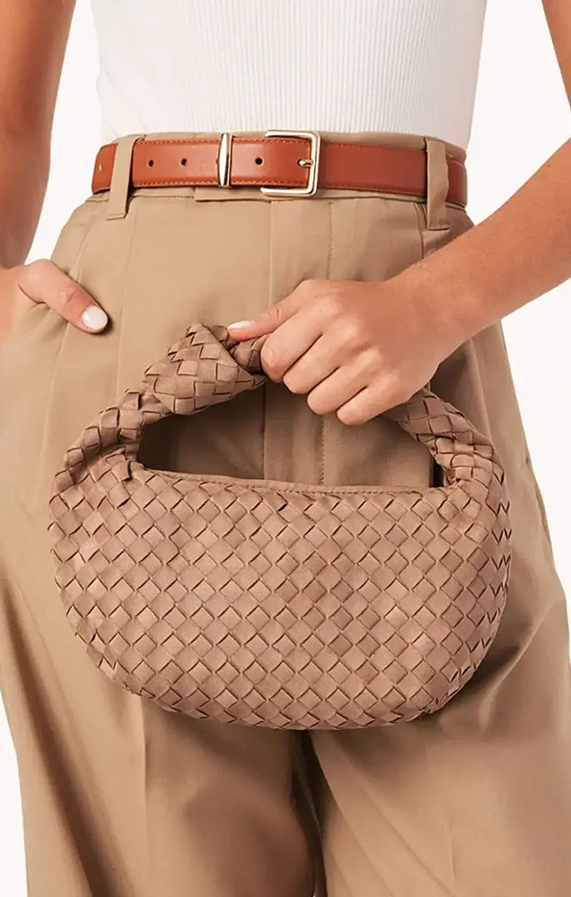 KERI HANDLE BAG IN FAWN SUEDE