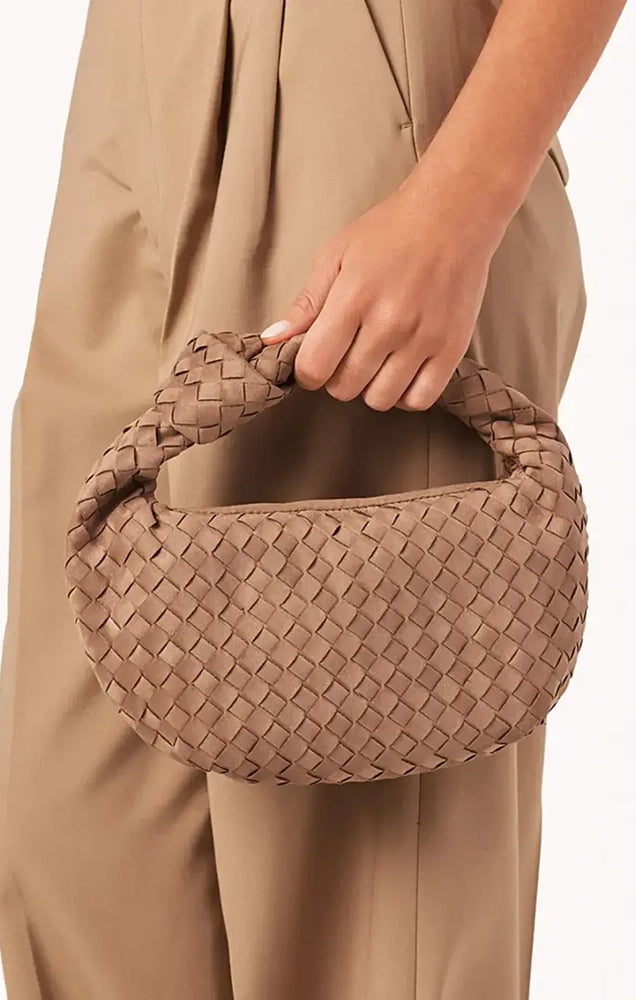 KERI HANDLE BAG IN FAWN SUEDE